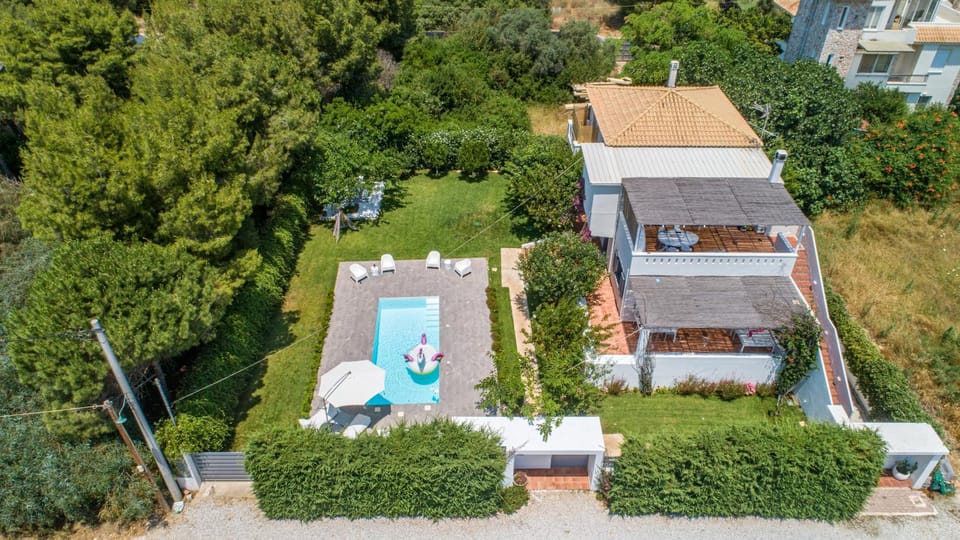 Zen Villa in Schinias Villa in Decentralized Administration of Attica