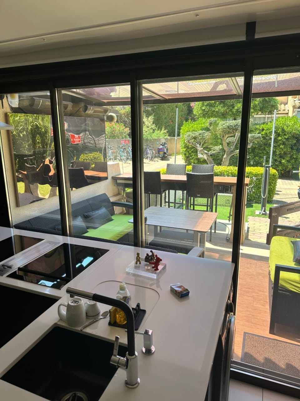 Rez de jardin OU 4e avec ascenseur- VELO - PISCINE -WIFI-Dans le Village naturiste-HOLIDAYSOCHIC Apartment in Agde