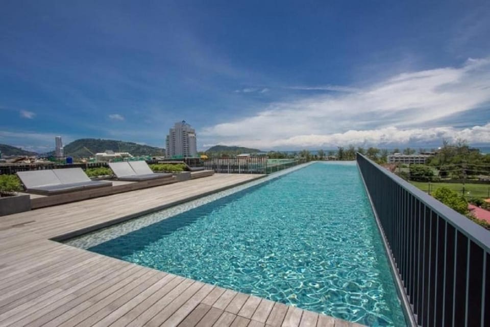Swimming pool, Swimming pool
