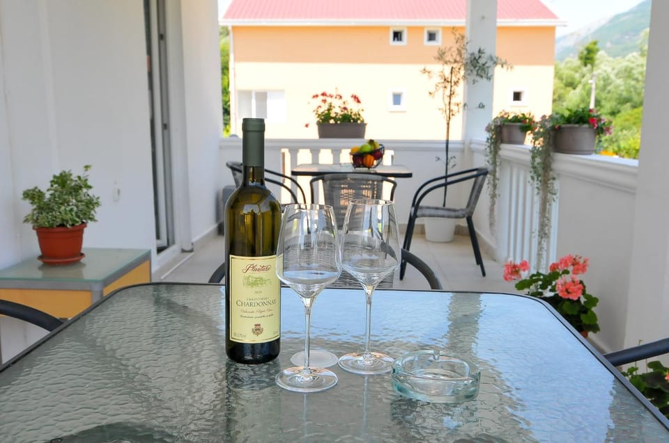 Guest House Marković Bed and Breakfast in Budva Municipality