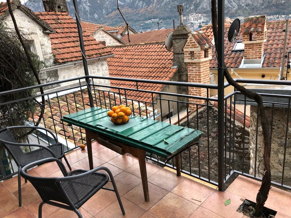 Balcony/Terrace, City view, Mountain view, Sea view
