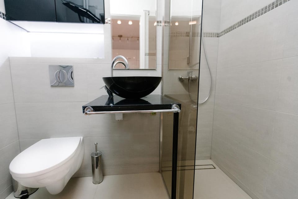 Warsaw Concierge Square Grzybowski Apartment in Warsaw