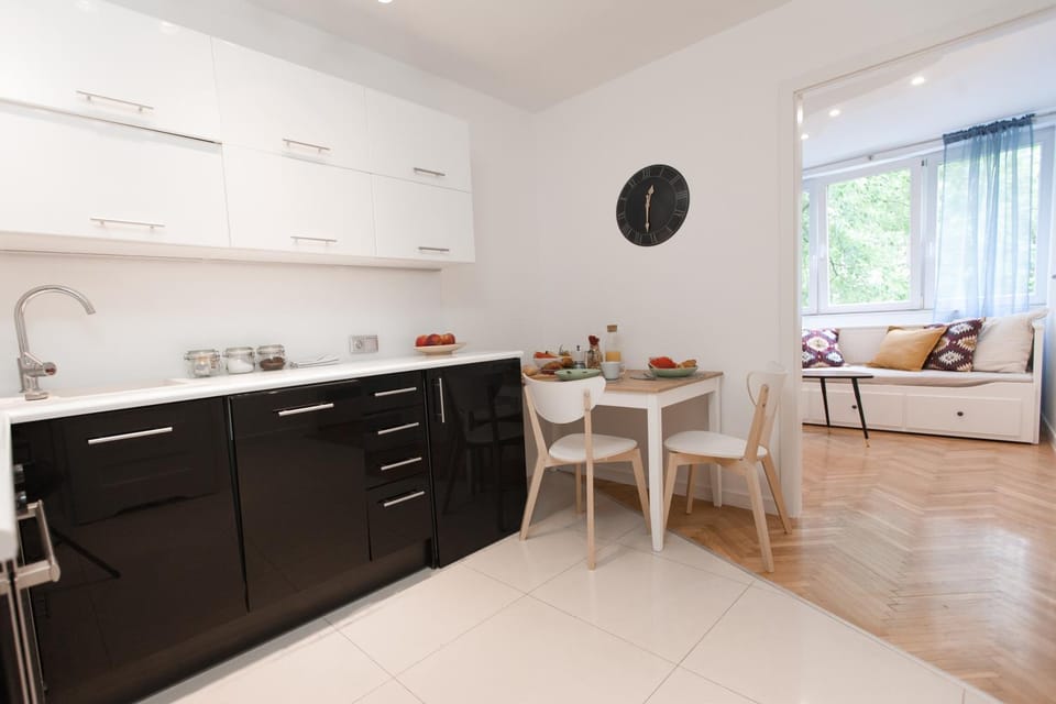 Warsaw Concierge Square Grzybowski Apartment in Warsaw