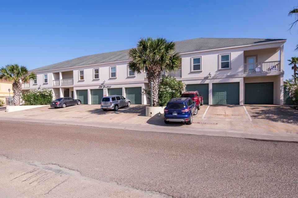 Las Puertas 201 Apartment in South Padre Island