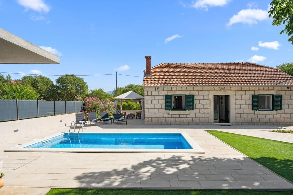 Experience VILLAGE LIFE - Jokini Dvori with private pool House in Šibenik-Knin County, Croatia