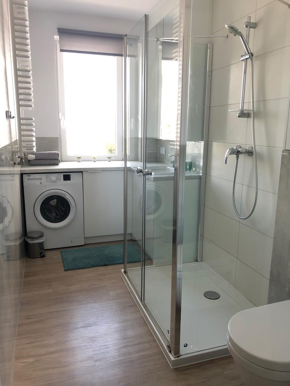 Shower, Bathroom, washing machine