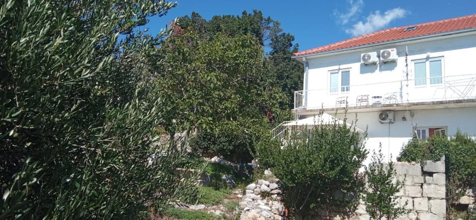 Apartment Room with a view Bed and Breakfast in Split-Dalmatia County