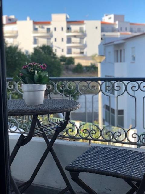 Balcony/Terrace, Street view, Quiet street view