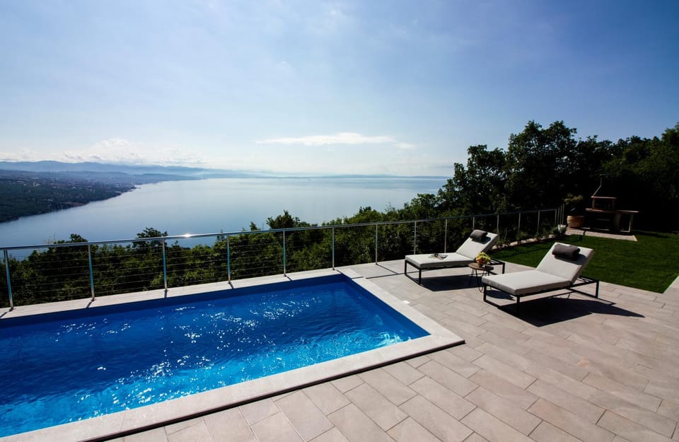 Patio, Balcony/Terrace, Swimming pool