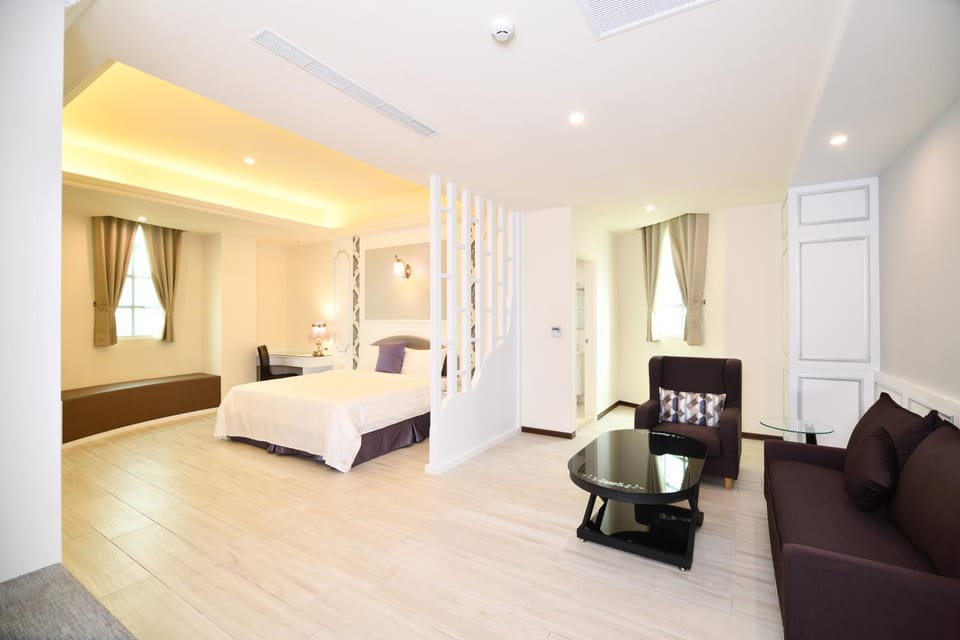 Living room, Photo of the whole room