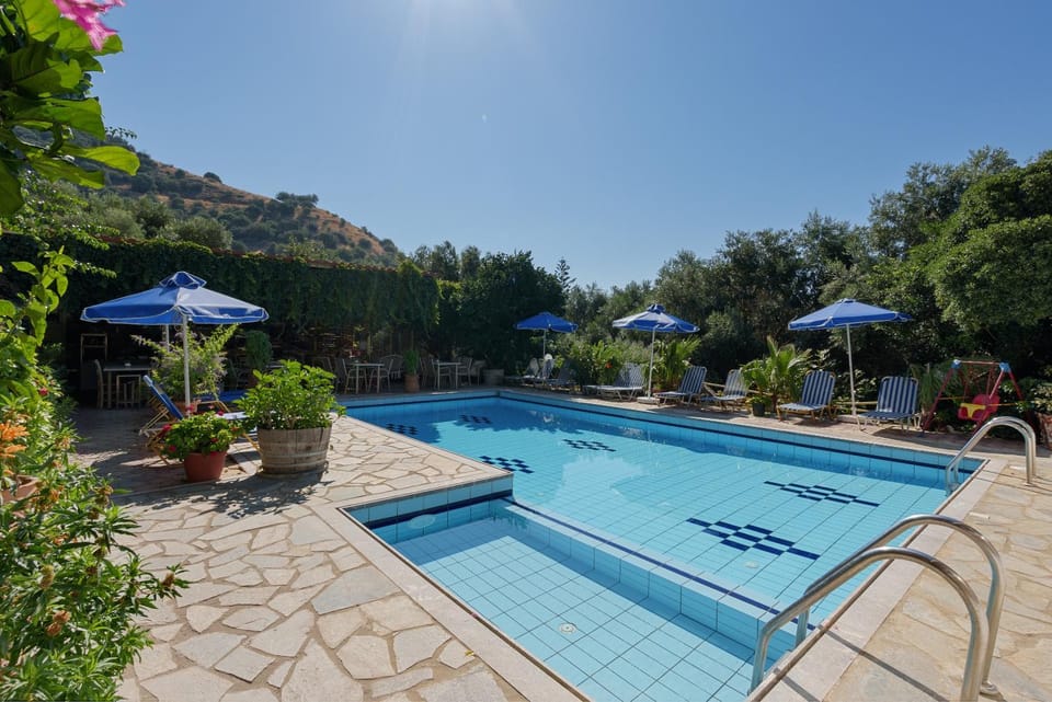 Sunrise Hotel & Apartments Apartment hotel in Crete