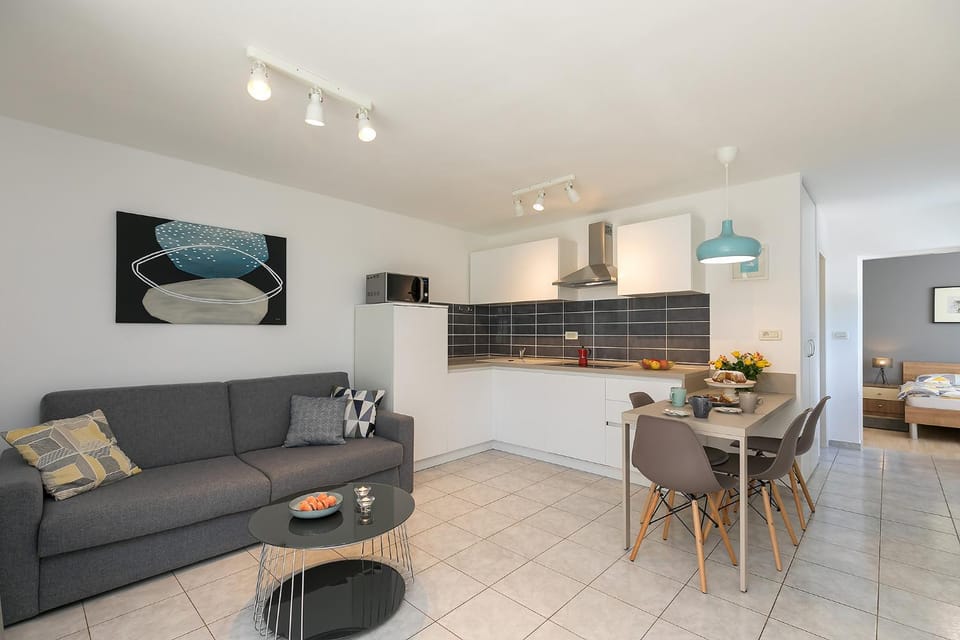 Kitchen or kitchenette, Living room, Dining area