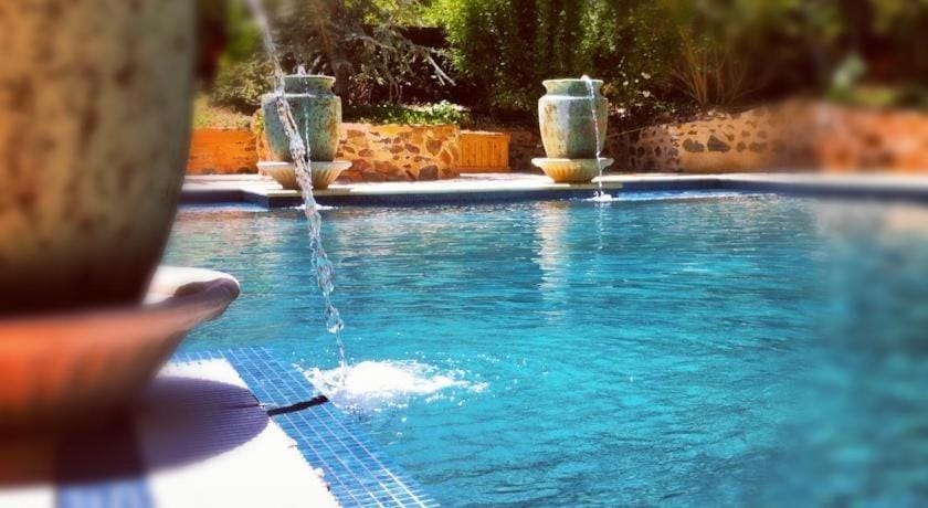 Swimming pool, Swimming pool