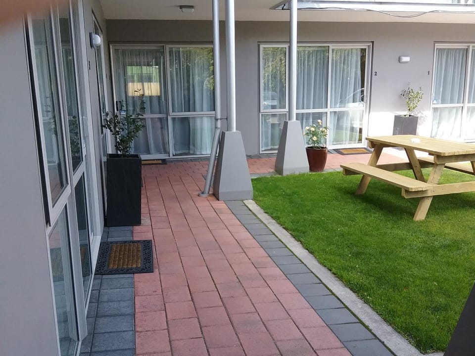 Patio, Balcony/Terrace