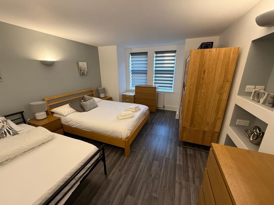 Bournemouth Hot Tub & Sauna Holiday Let Apartment in Bournemouth