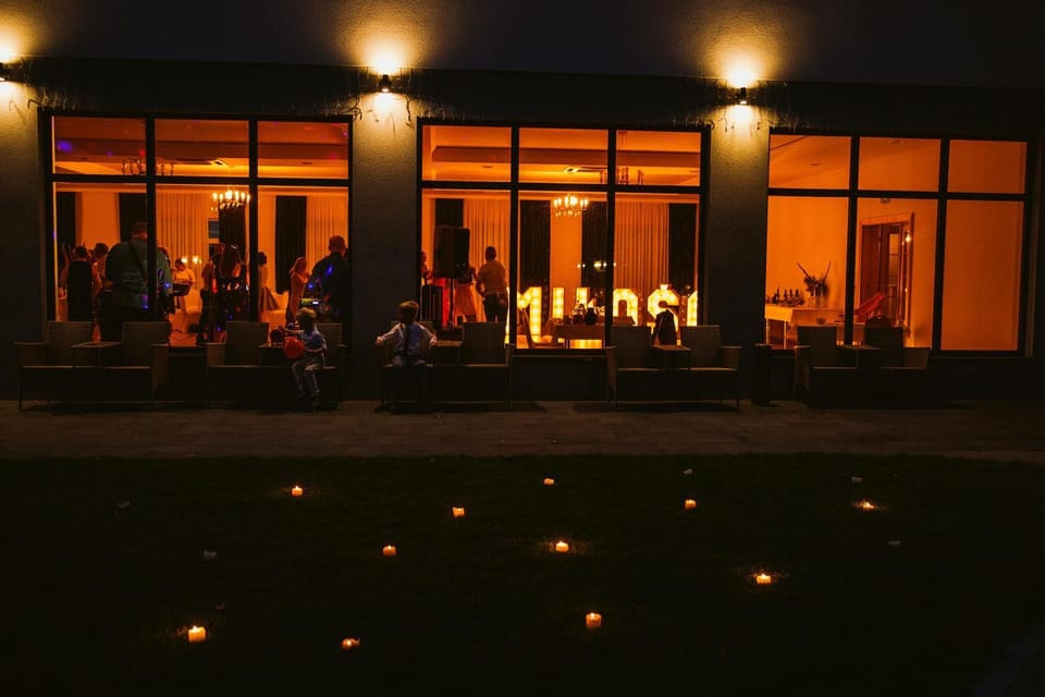 Night, People, group of guests, wedding