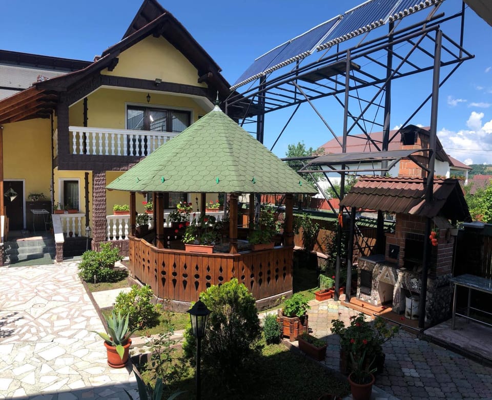 BBQ facilities, Garden