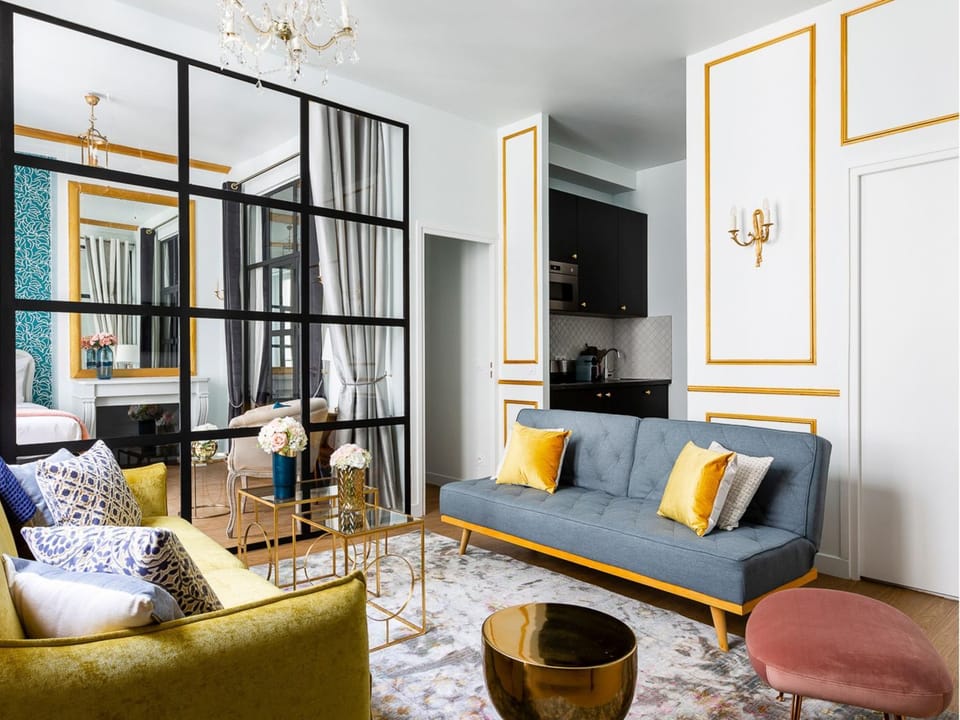 Kitchen or kitchenette, Living room, Seating area