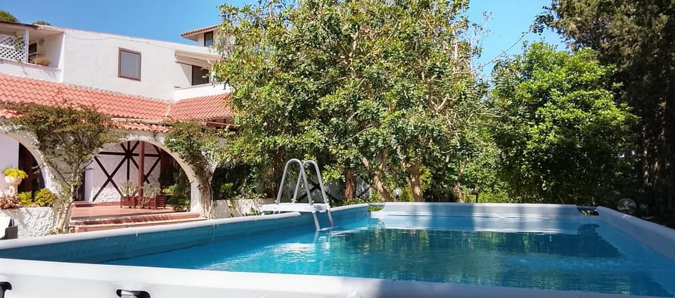 Property building, Garden view, Swimming pool
