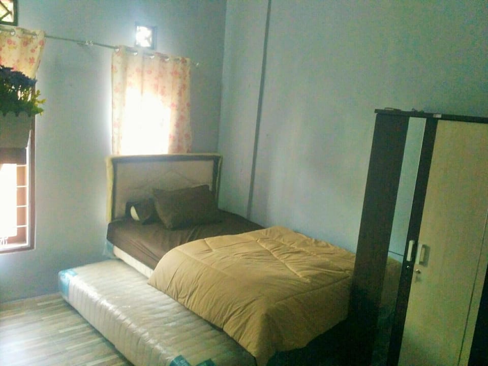 Homestay Bumi Asri III Cikutra House in Bandung