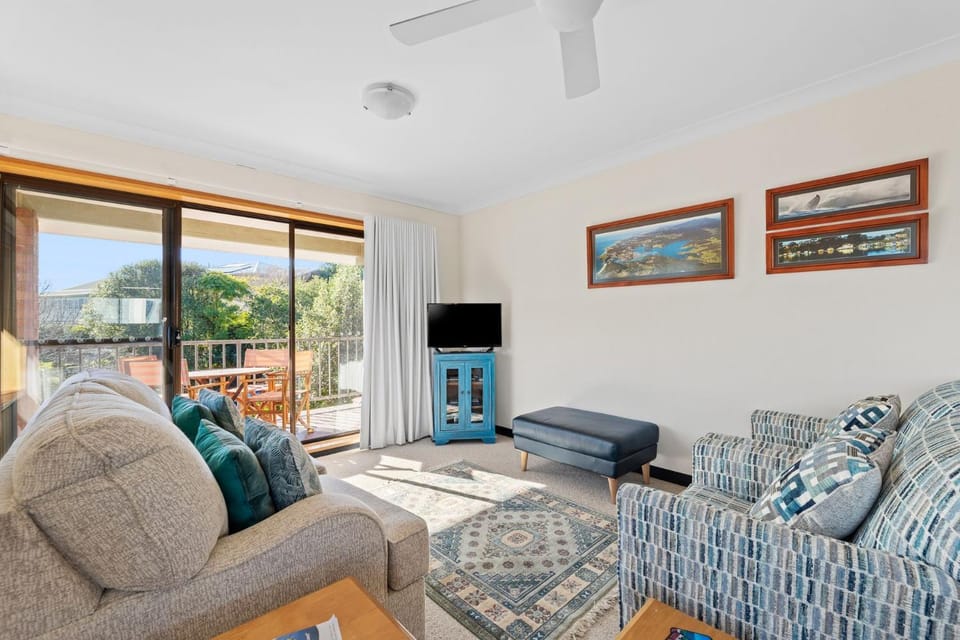 Bayview Unit Stunning Inlet Views Apartment in Narooma