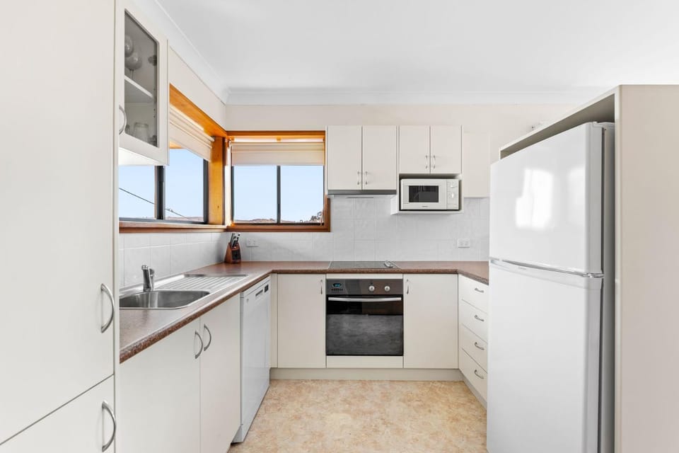 Bayview Unit Stunning Inlet Views Apartment in Narooma