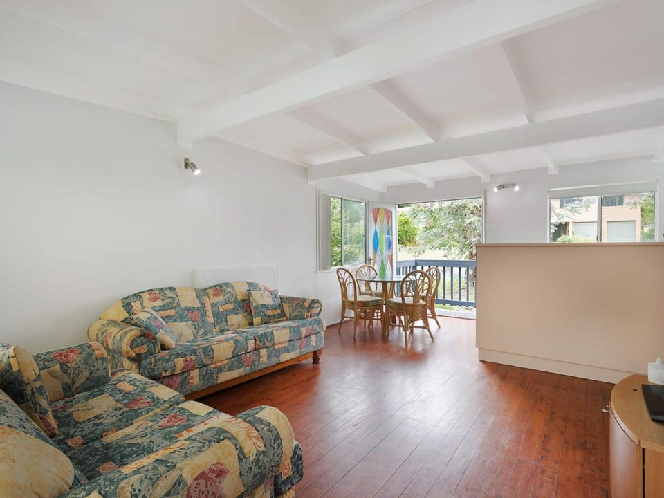 Pet friendly Beach House at Kianga House in New South Wales