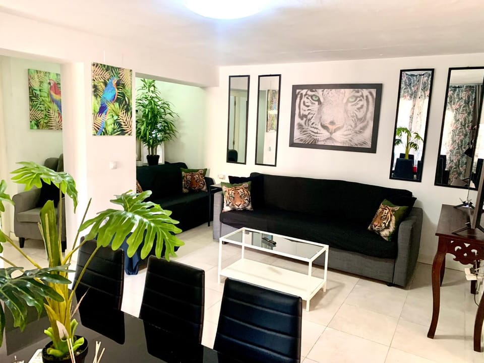 Casita a 3 minutos de la playa con Aire Acondicionado e Internet House in La Alpujarra