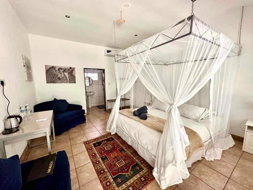 Bathroom, Coffee/tea facilities, towels, air conditioner