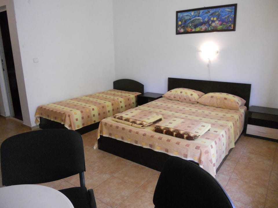 Guest House "Tania" Bed and Breakfast in Burgas Province