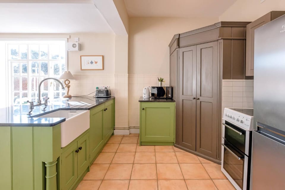 Hillcrest, Aldeburgh House in Aldeburgh