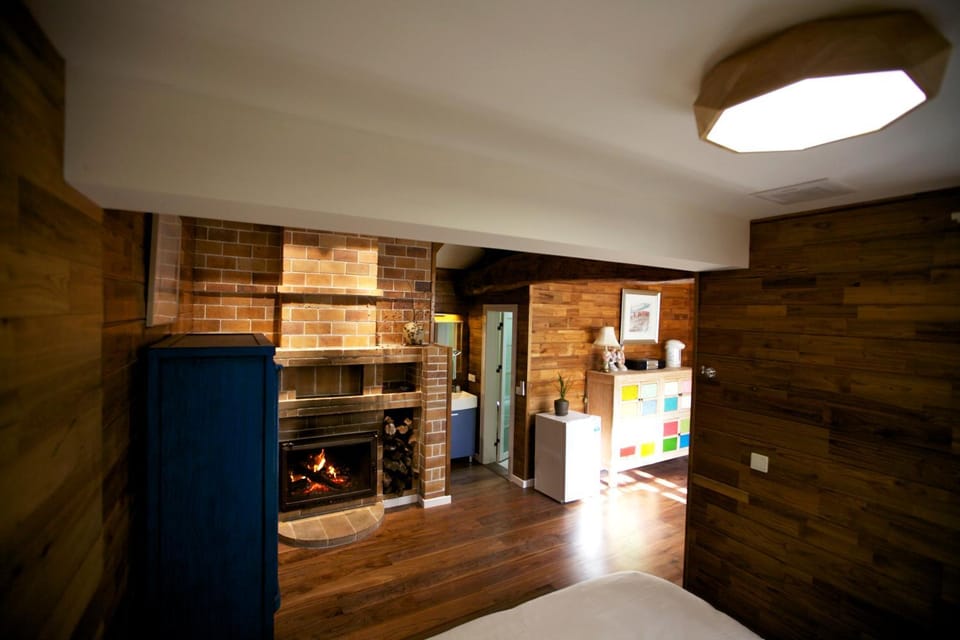Photo of the whole room, Decorative detail, Bedroom
