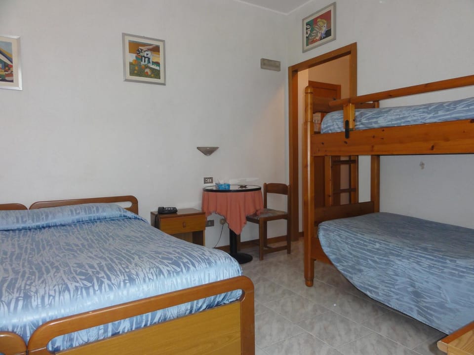 Photo of the whole room, bunk bed