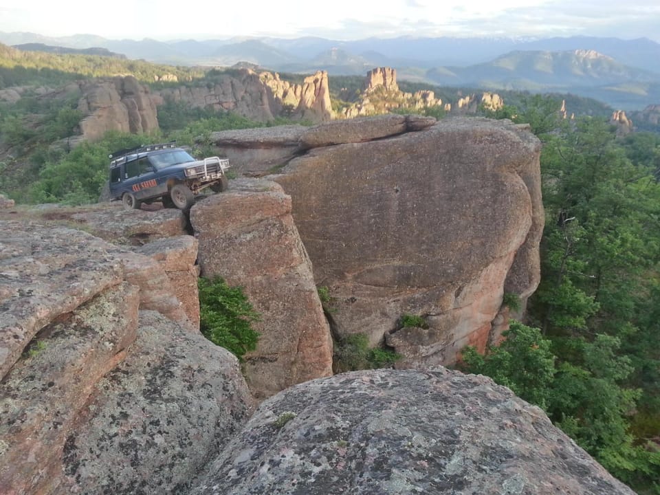 Nearby landmark, Natural landscape, Entertainment