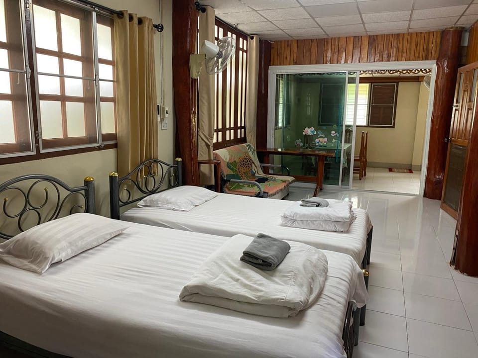 Baanpak Chomdoi Bed and Breakfast in Laos