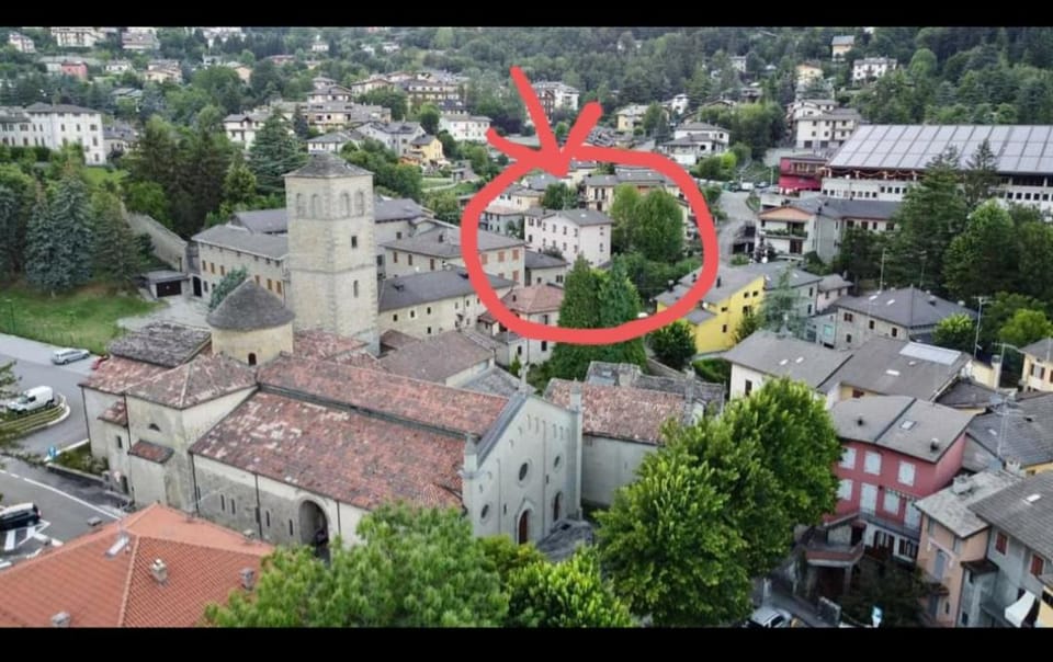 Nearby landmark, Landmark view