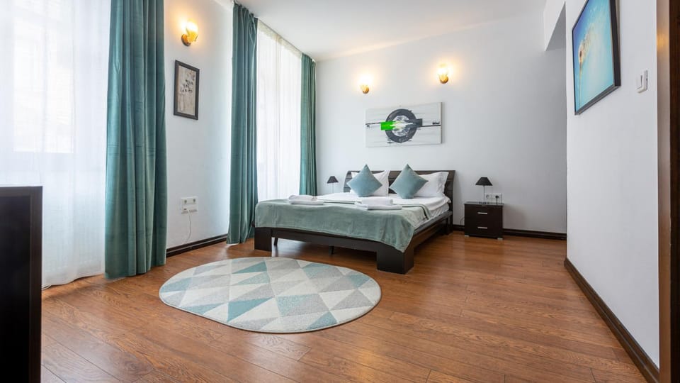 Superb Historical Center Brașov Apartment in Brasov