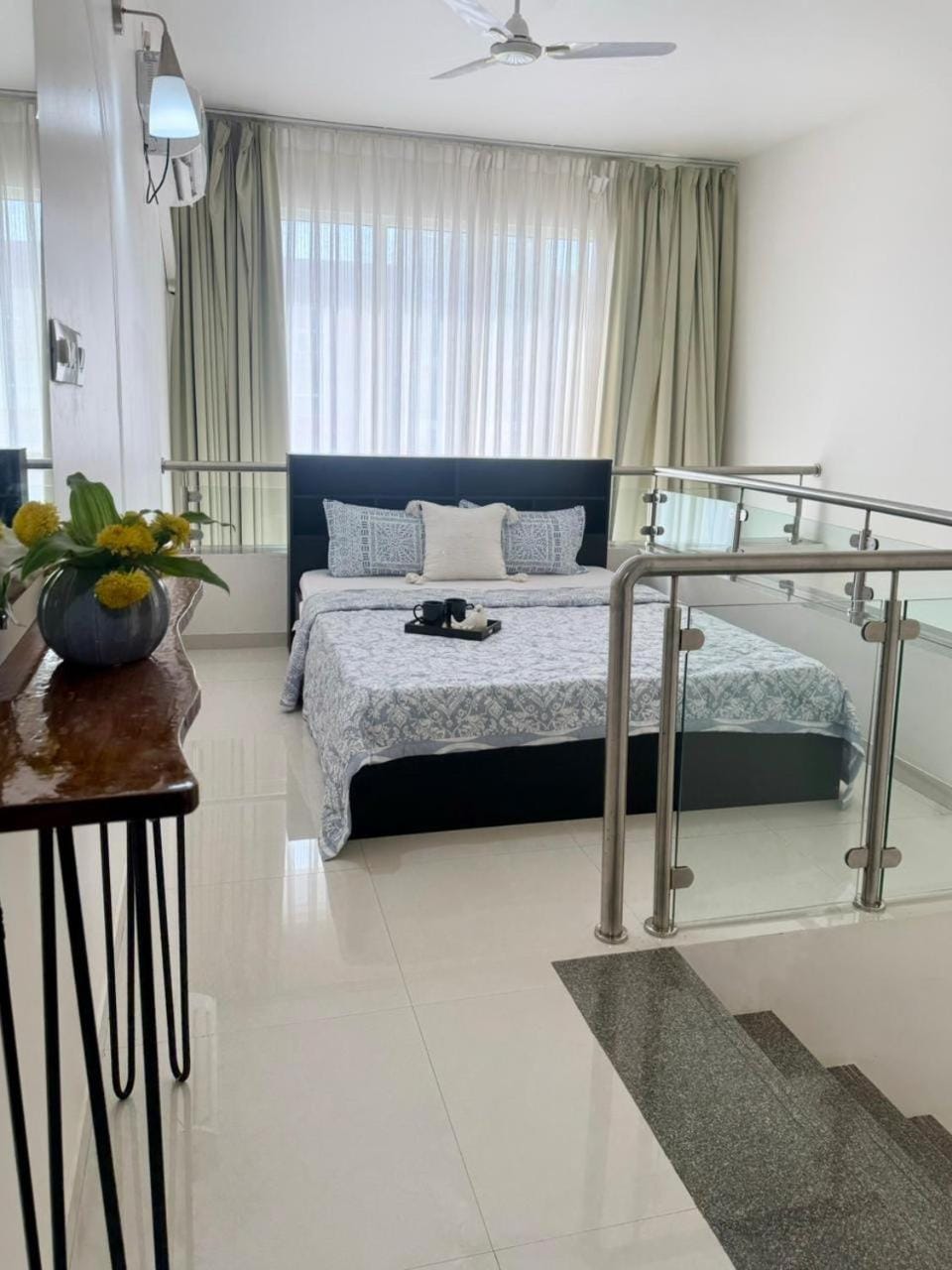 Bed, Photo of the whole room, Bedroom