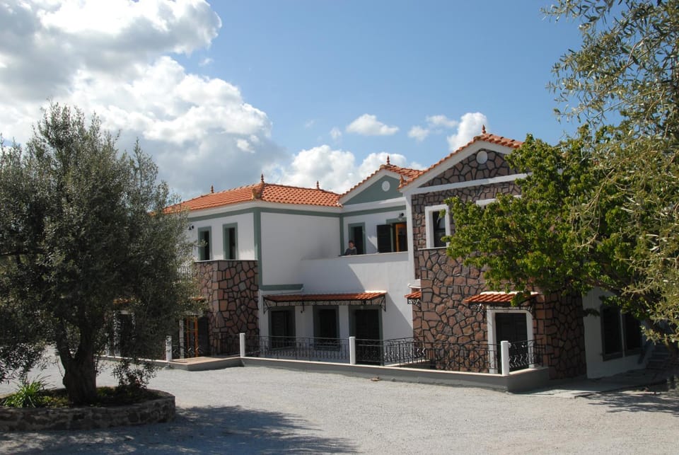 Facade/entrance, Day