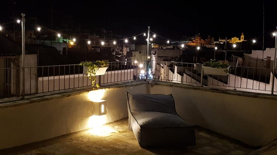 Neighbourhood, City view, Street view