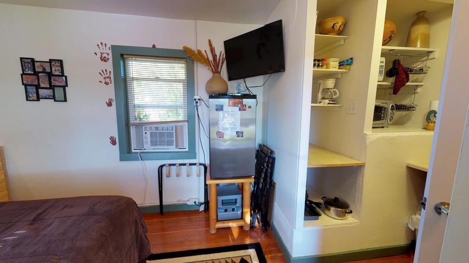 Kitchen or kitchenette, Area and facilities