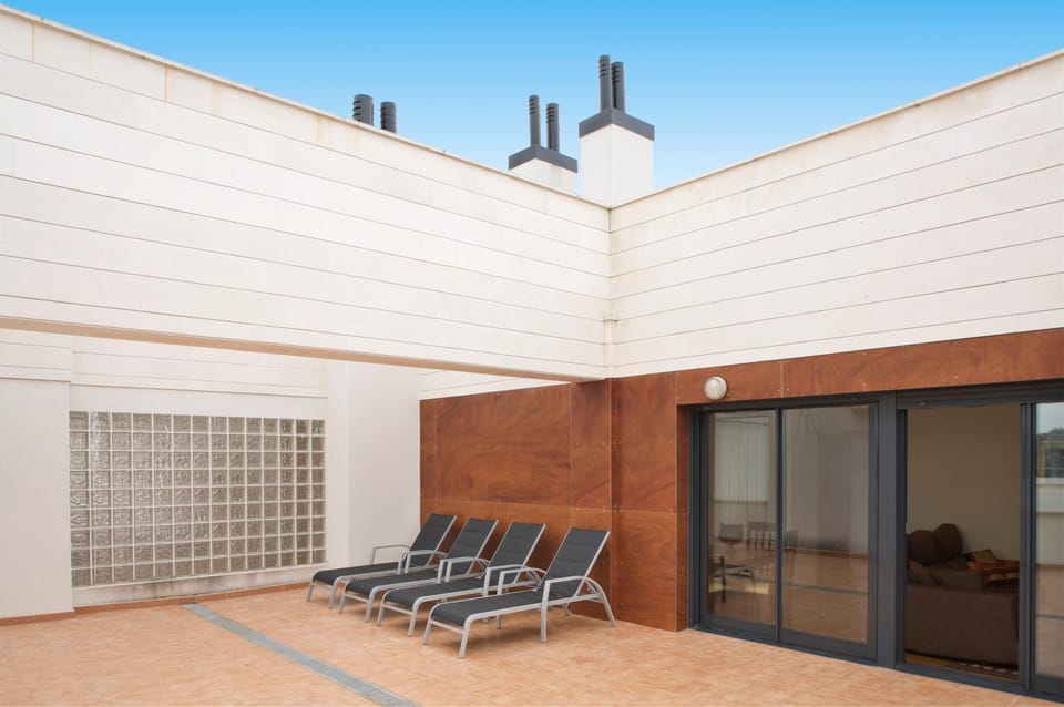 Facade/entrance, Balcony/Terrace, Other