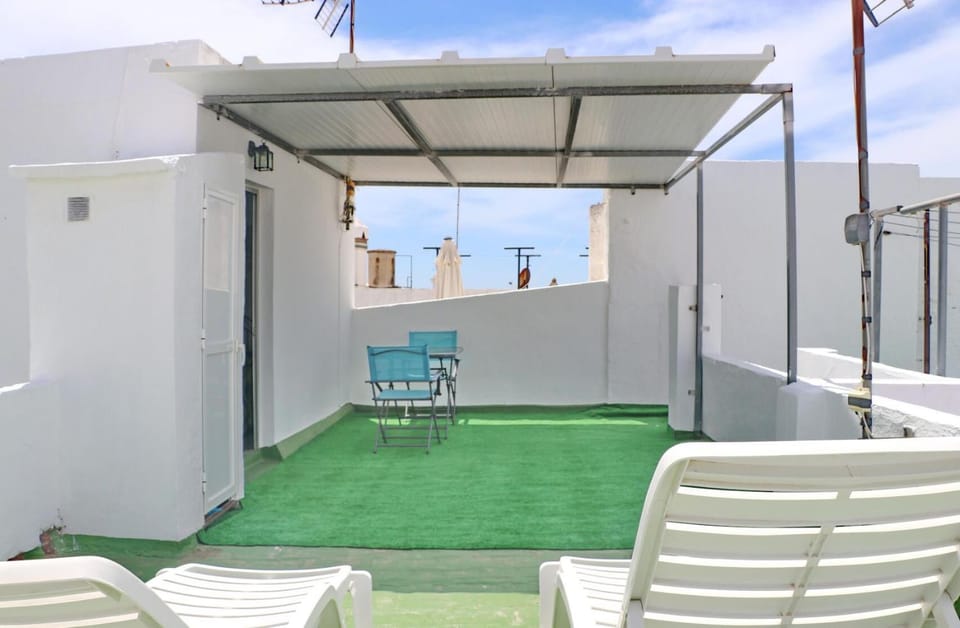 Off site, Balcony/Terrace