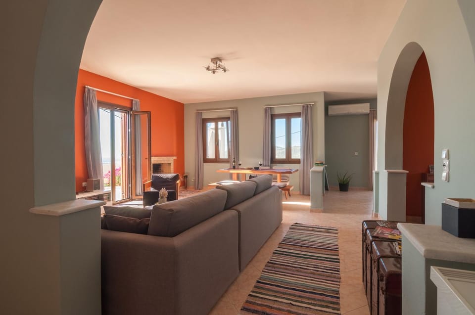 VILLA Marguerite - 3 air-conditioned bedrooms - Great SEA VIEW Apartment in Naxos, Naxos and Lesser Cyclades, Greece
