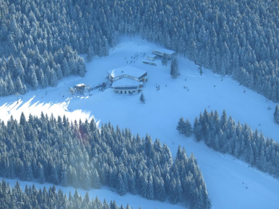 Skiing