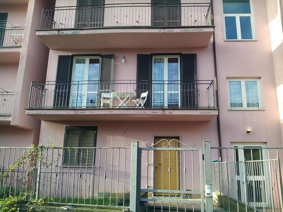 Property building, Balcony/Terrace