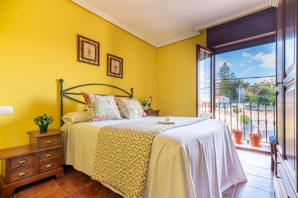 Bed, View (from property/room), Balcony/Terrace, Photo of the whole room