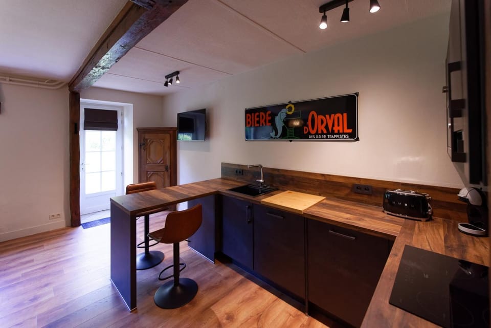 TV and multimedia, Kitchen or kitchenette