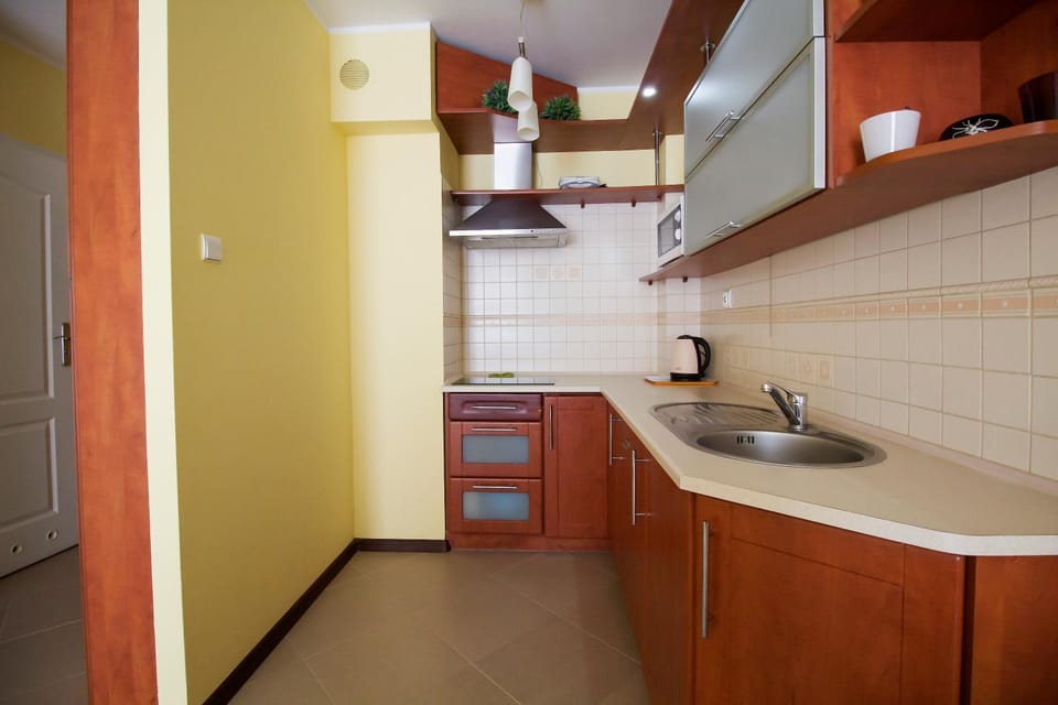Kitchen or kitchenette, stove