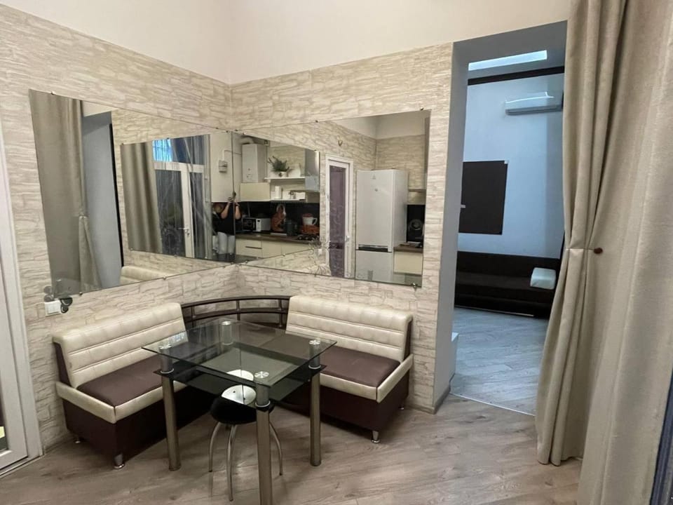 Парк Шевченко .Пляж Ланжерон возле дельфинария Apartment in Odessa